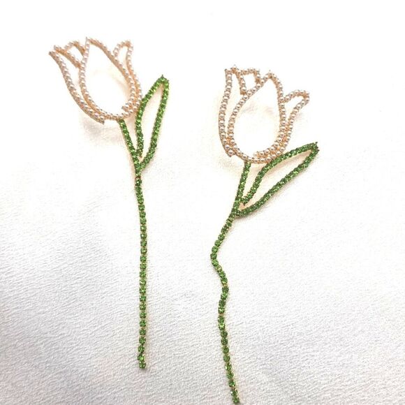 New ZARA pink tulip crystal drop earrings - Picture 4 of 12